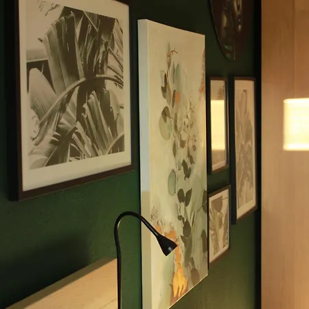 3 Raum Businessapartment In Der Kulturhauptstadt 2025 #kaffeevollautomat #65 Zoll Tv Mit Surround Soundanlage 켐니츠