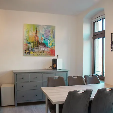 Apartment 3 Raum Businessapartment In Der Kulturhauptstadt 2025 #kaffeevollautomat #65 Zoll Tv Mit Surround Soundanlage Chemnitz