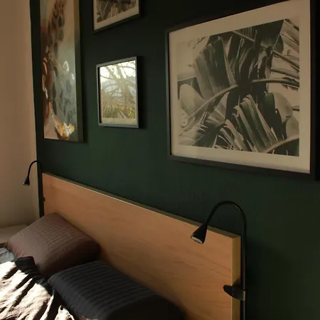 3 Raum Businessapartment In Der Kulturhauptstadt 2025 #kaffeevollautomat #65 Zoll Tv Mit Surround Soundanlage